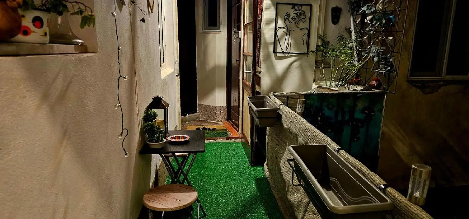 Tantra Studio 3 Filipescu Bucharest